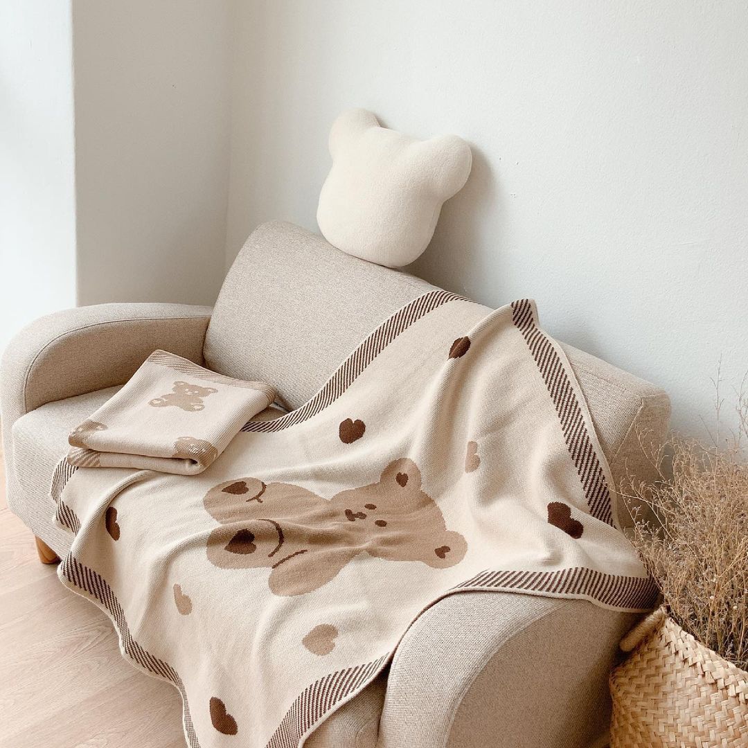 Teddy Bear Knit Blanket | Soft Cozy Throw Blanket