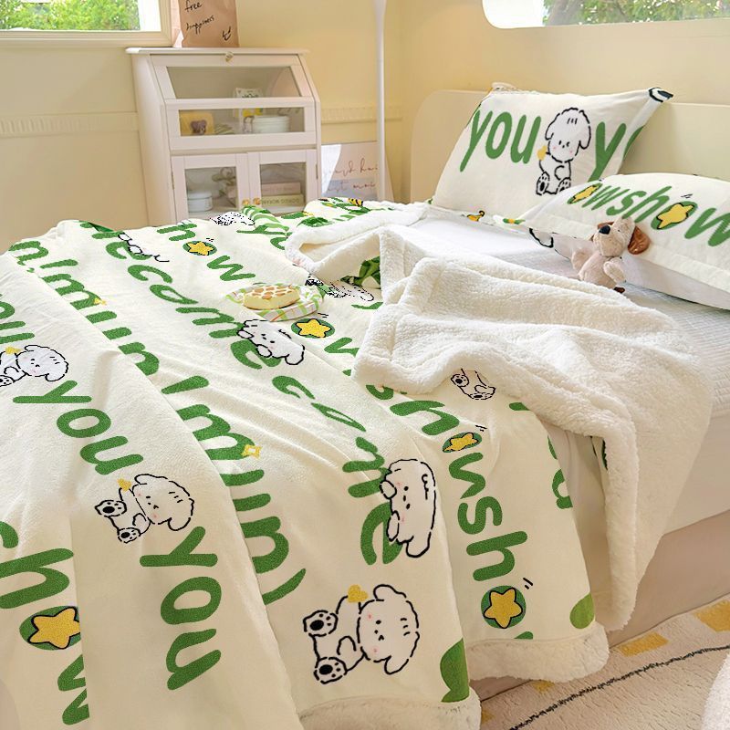 Cute Sherpa Blanket | Warm & Reversible Winter Throw